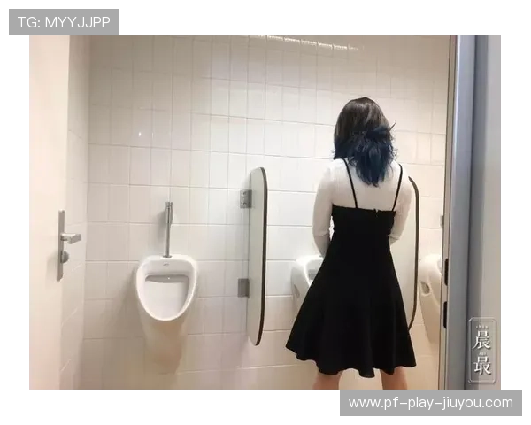 教资考试女生占男厕，管理方如何应对乱象？
